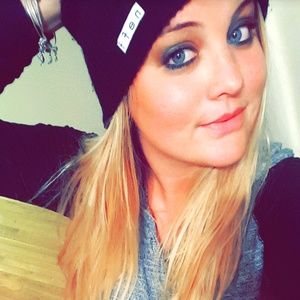 Meet your Posher, Brittany